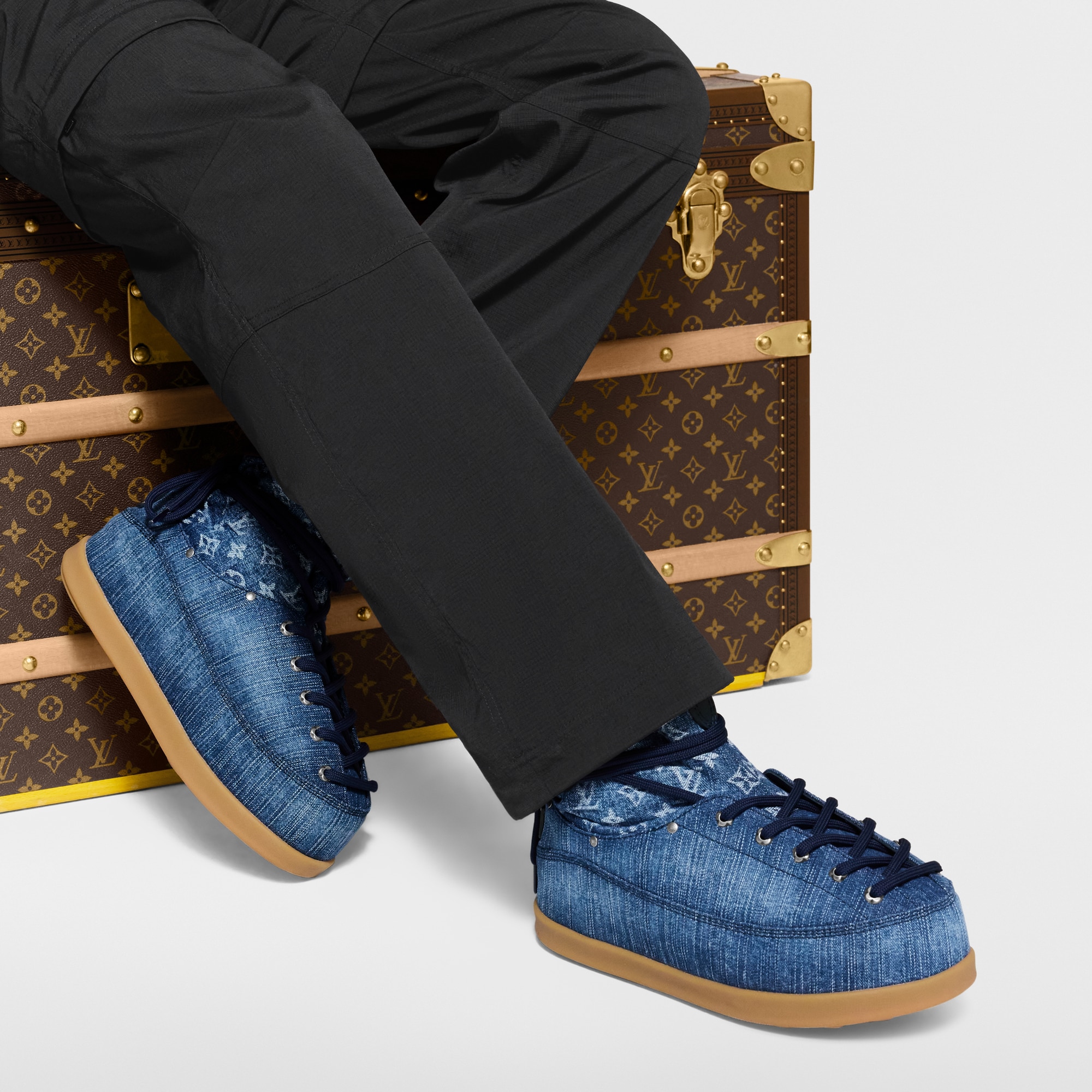 LV Yeti Mid Boot - For Men 1AIZI3 | LOUIS VUITTON